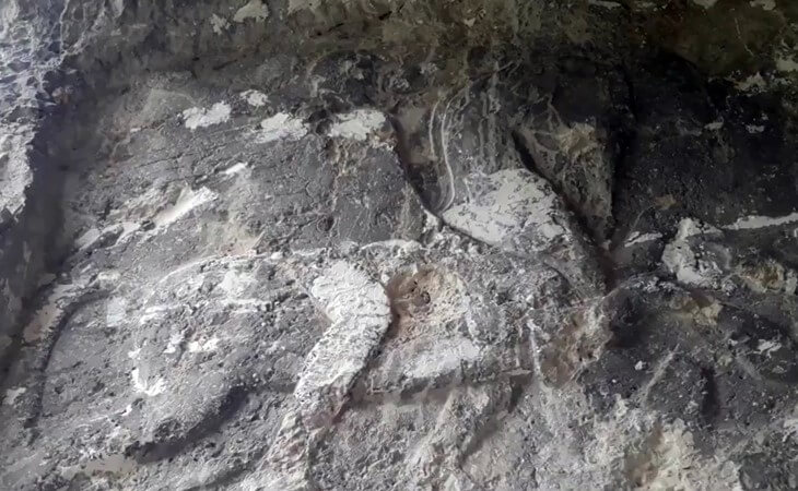 Bellerophontes Anıt Mezarı’nda yer alan, Pegasus'a binmiş kahraman Bellerophontes’in kabartma tasviri